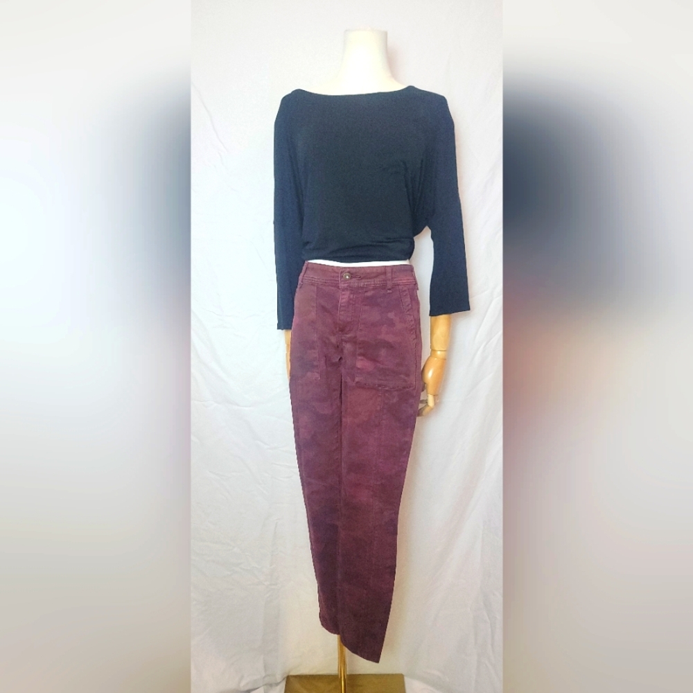 Anthropologie Womens Red Camo Denim Mid Rise Skinny Jeans, Size 25